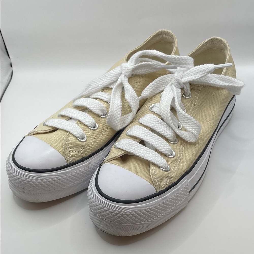 Converse - Platform Classic Shoes - Tan / Khaki - 8
